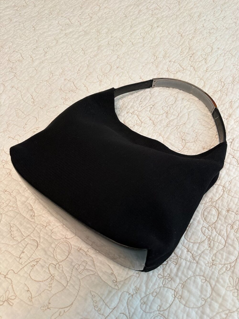 Vintage Y2K Gucci Black Shoulder Bag w/Silver Handle - Picture 4 of 16